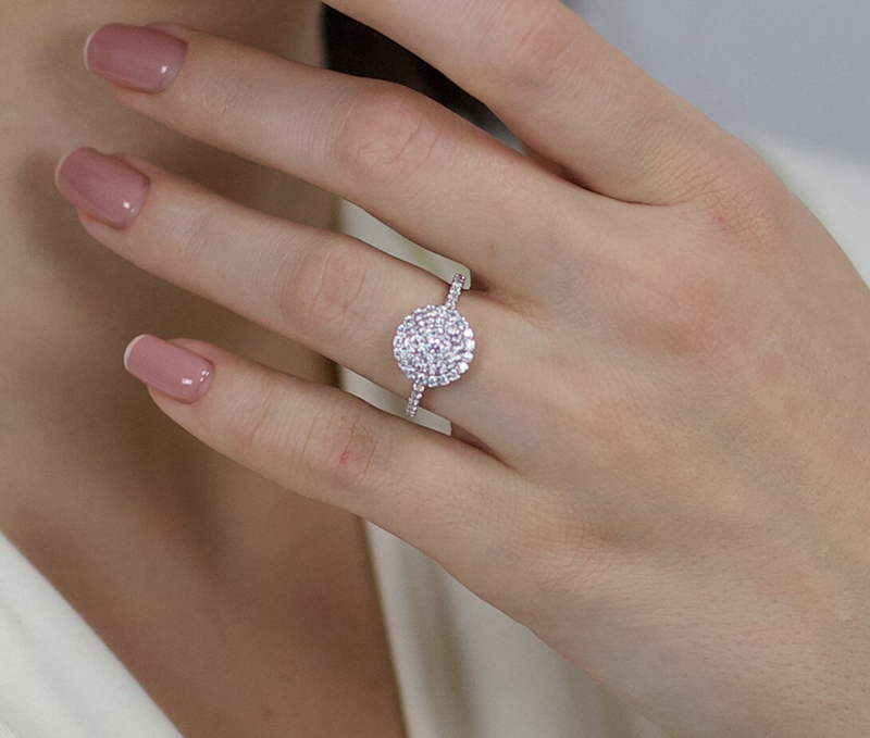 Fashion Diamond Rings 18K White Gold Round Diamond Jewelry